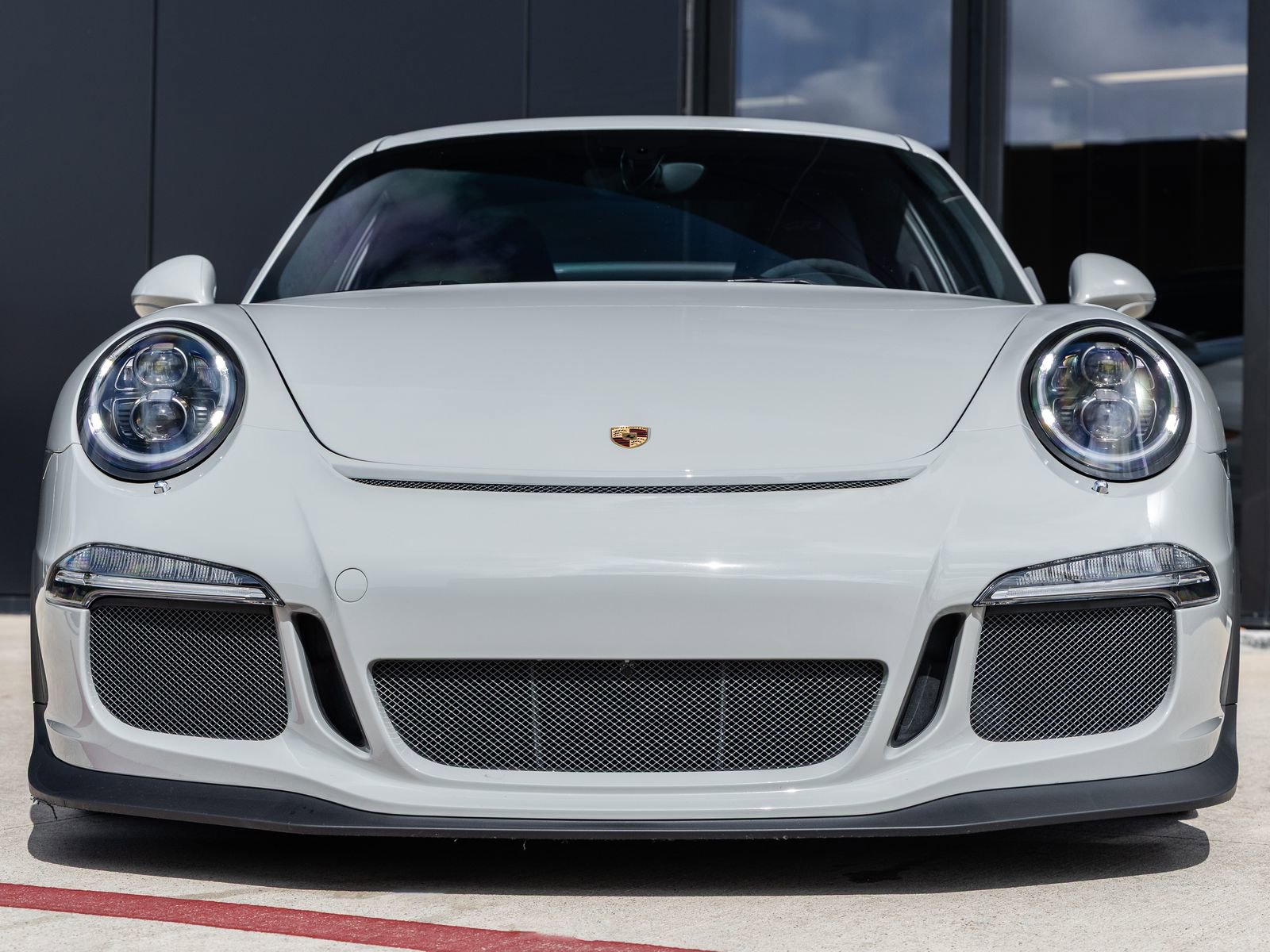 Used 2015 Porsche 911 GT3 RWD image 8