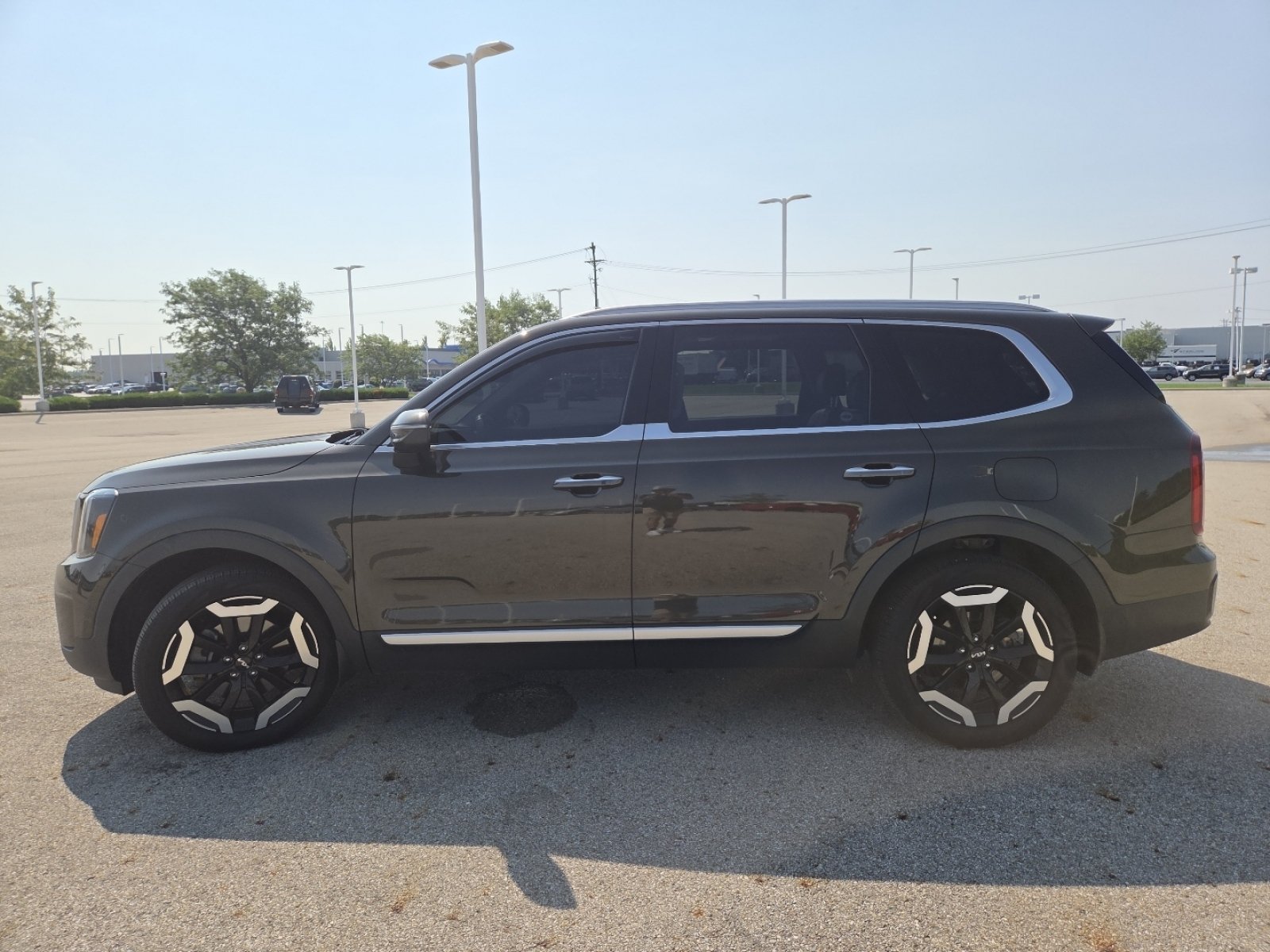 Used 2023 Kia Telluride S w/ S Sunroof Package AWD/4WD image 16