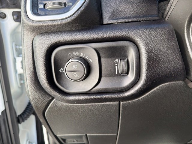 Used 2024 RAM 3500 Big Horn image 27