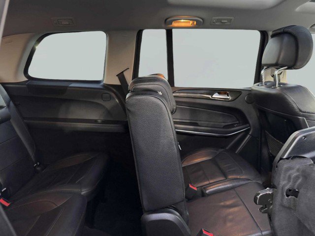 Used 2018 Mercedes-Benz GLS 550 4MATIC image 48