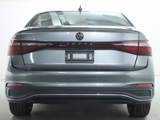 Used 2025 Volkswagen Jetta SE w/ Black Wheel Package image 41