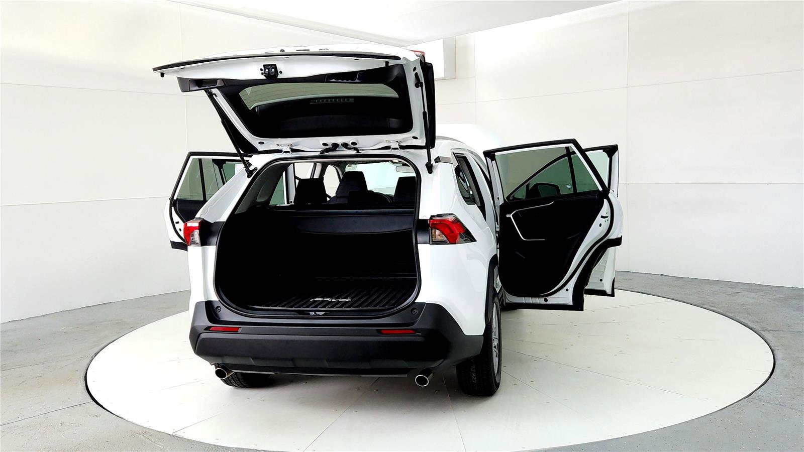Certified 2024 Toyota RAV4 LE AWD/4WD image 11