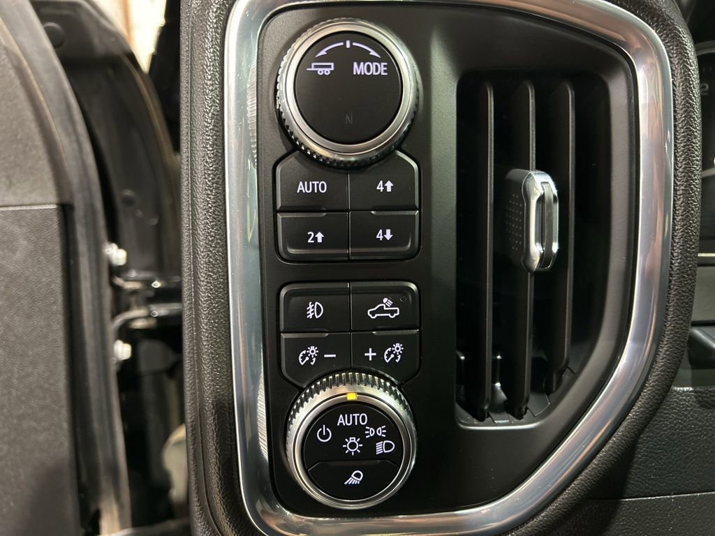 Used 2023 GMC Sierra 2500 Denali w/ Denali Ultimate Package image 20