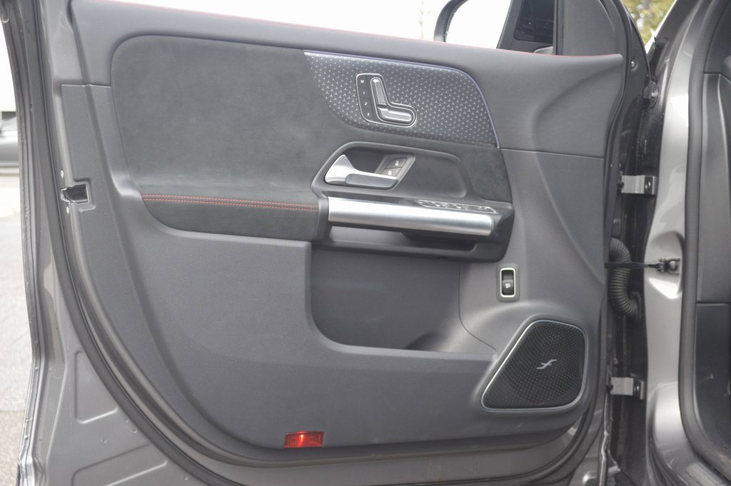 Certified 2025 Mercedes-Benz GLA 250 GLA 250 image 12