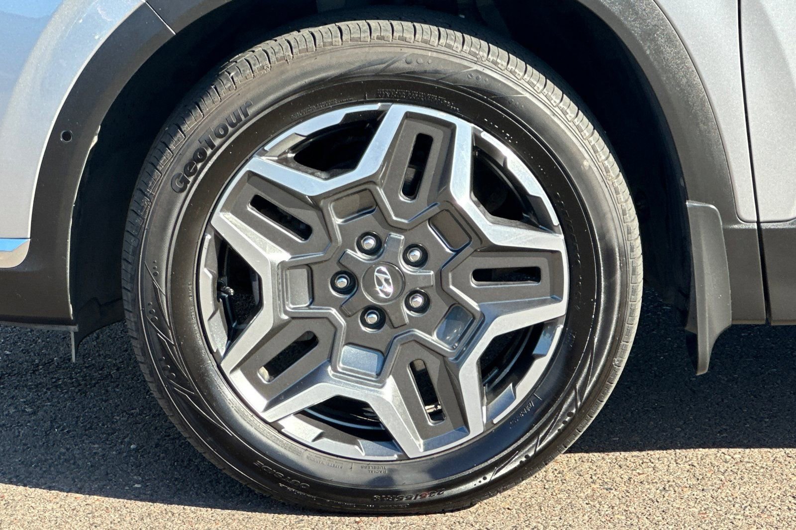 Used 2021 Hyundai Santa Fe Limited w/ Cargo Package image 25