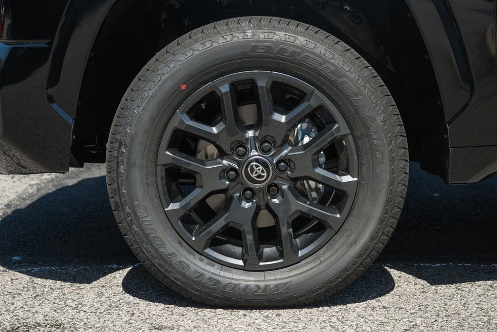 New 2026 Toyota Tundra Platinum AWD/4WD image 18