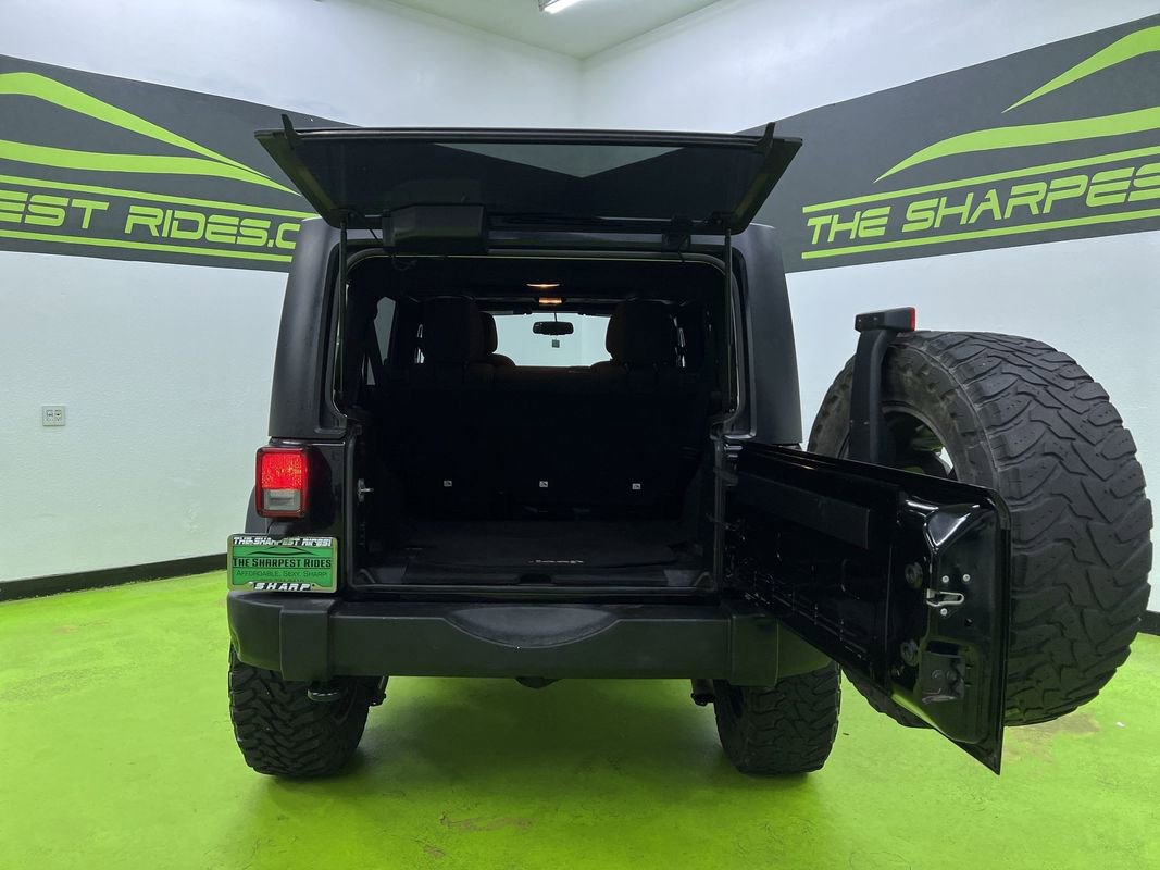 Used 2015 Jeep Wrangler Unlimited Sport w/ Quick Order Package 24S AWD/4WD image 9