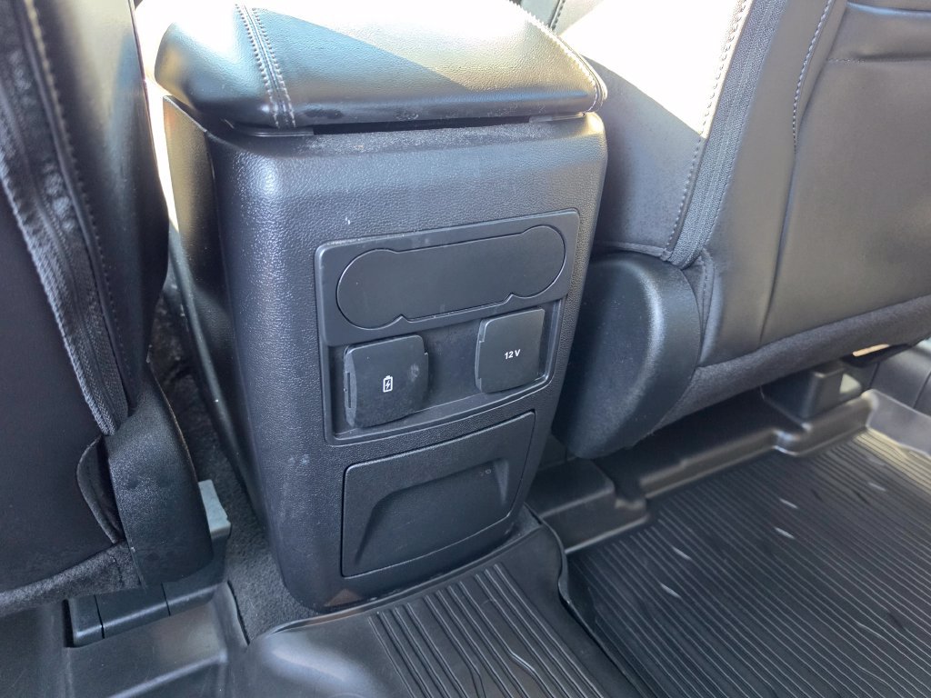 Used 2023 Ford Explorer XLT w/ Equipment Group 202A RWD image 34