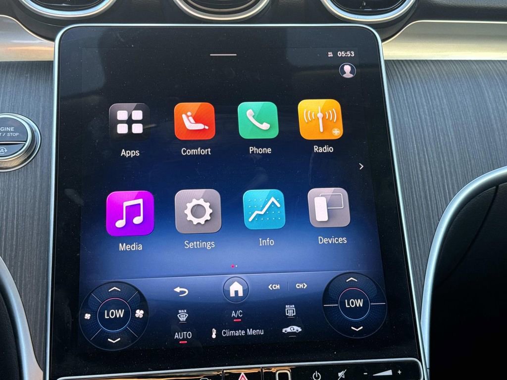 Used 2025 Mercedes-Benz C 300 Sedan image 24