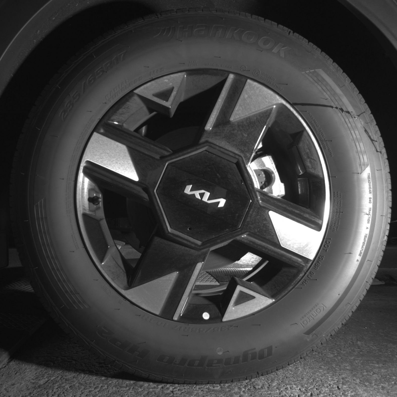 Used 2026 Kia Sportage LX AWD/4WD image 17