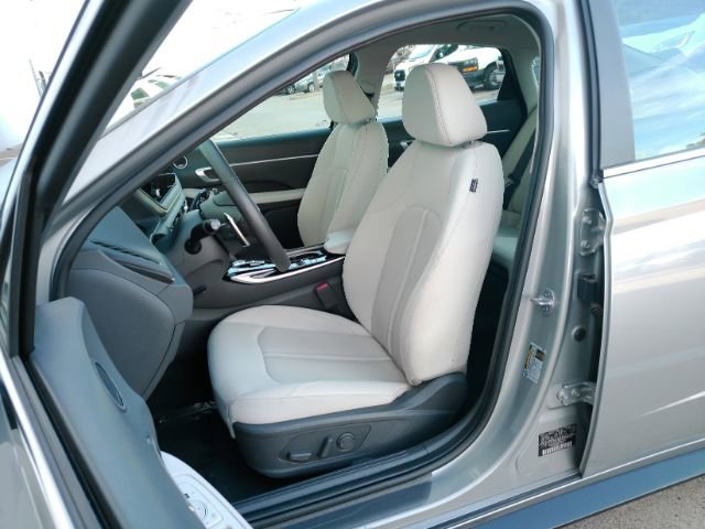 Used 2023 Hyundai Sonata SEL image 16