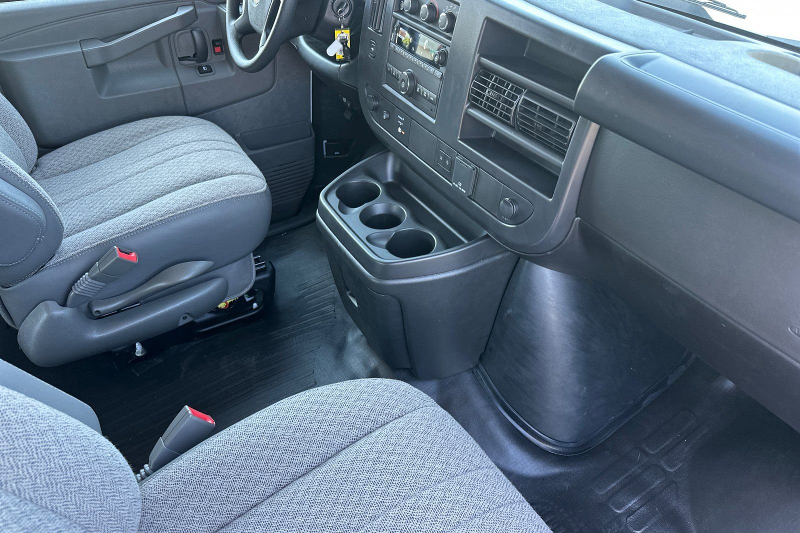 New 2026 Chevrolet Express 2500 w/ Driver Convenience Package RWD image 16