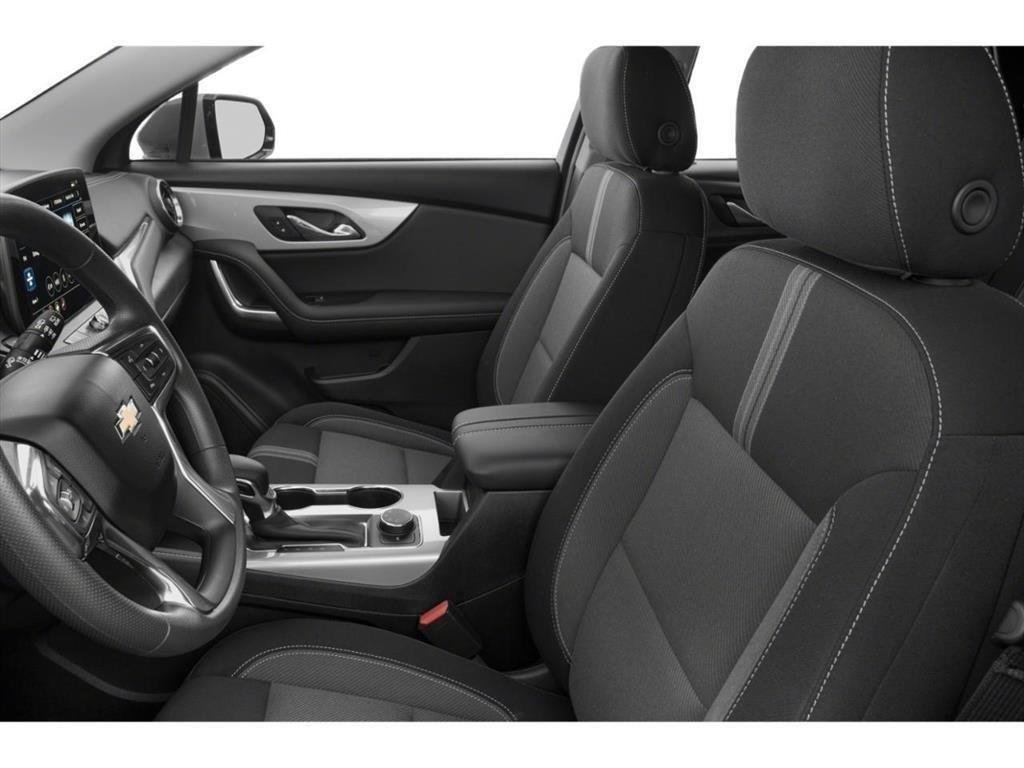 Used 2024 Chevrolet Blazer LT w/ Convenience Package FWD image 4