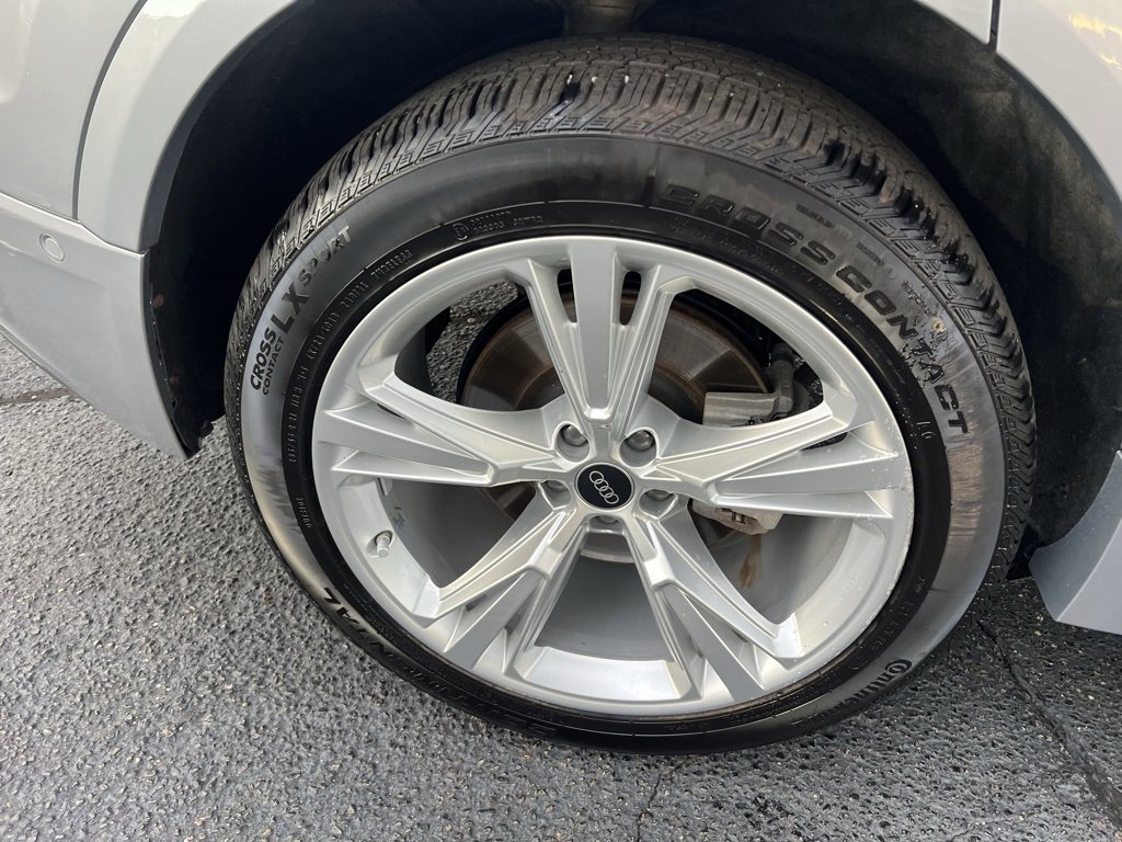 Used 2022 Audi Q8 Premium Plus w/ Premium Plus Package image 52