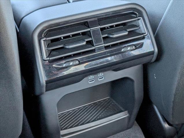 Used 2025 BMW 530i image 17