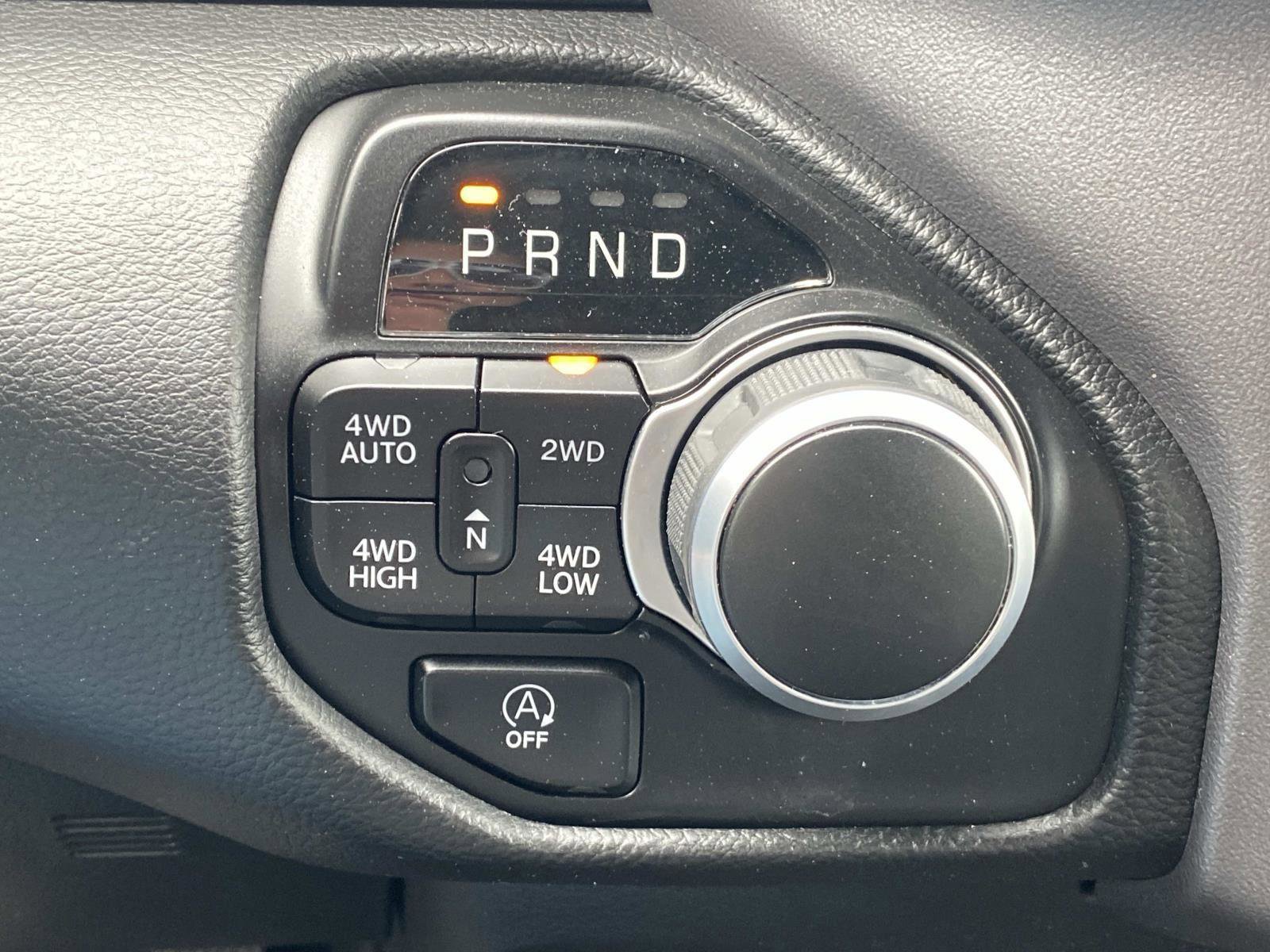 Used 2023 RAM 1500 Big Horn AWD/4WD image 33