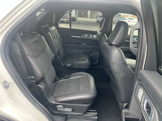 New 2026 Ford Explorer ST w/ Sun And Sound Package image 18