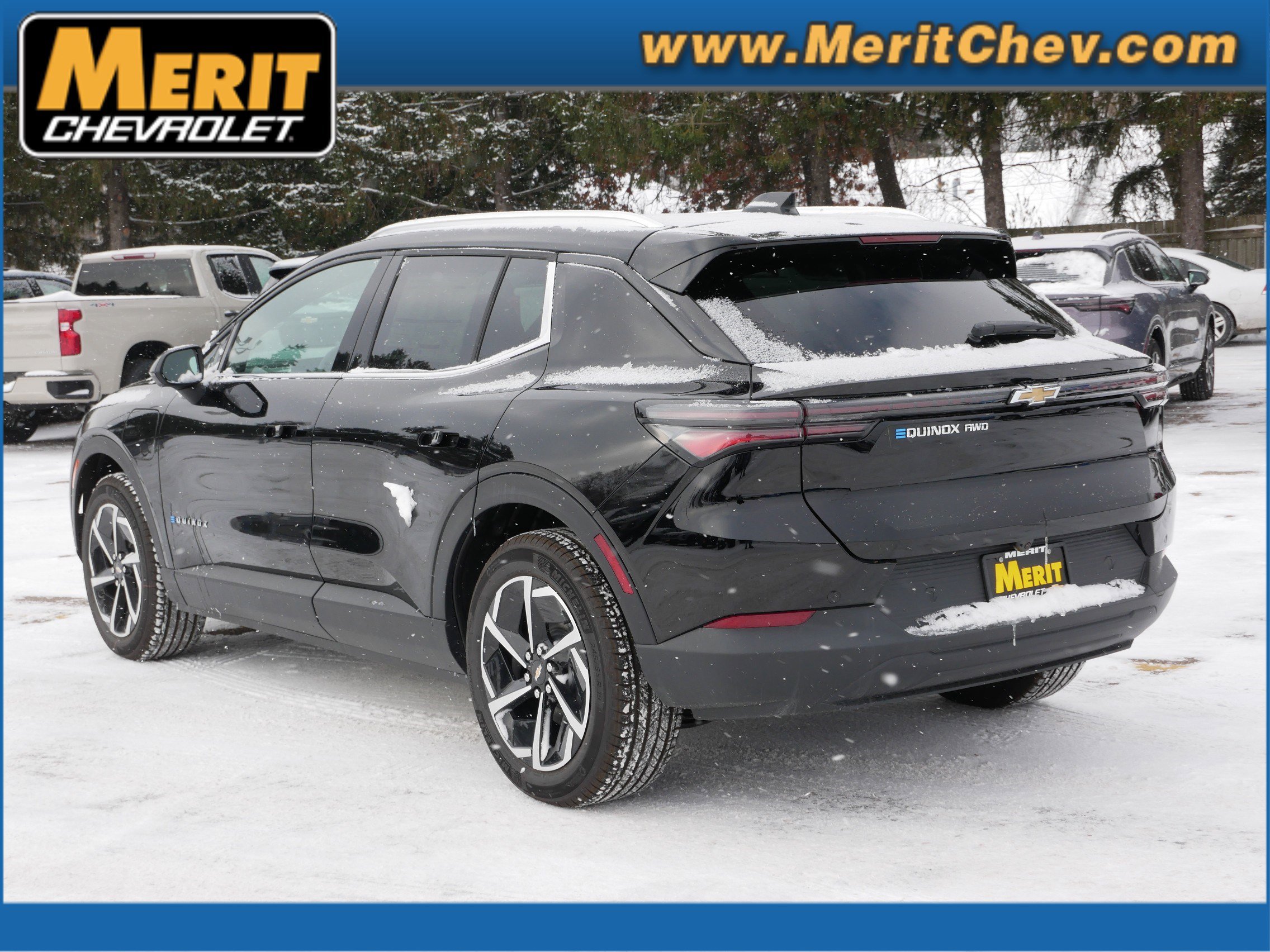 New 2026 Chevrolet Equinox EV LT image 2