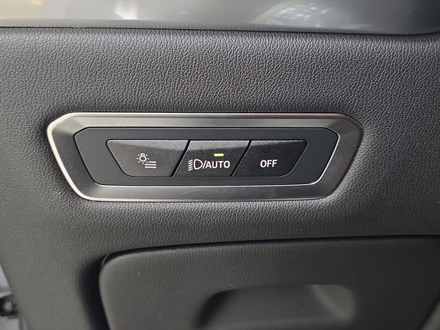 Used 2024 BMW X7 M60i w/ Executive Package image 26