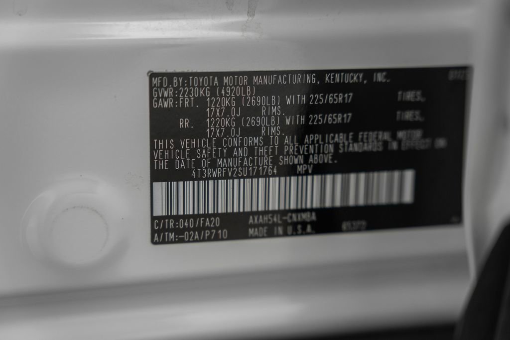 Used 2025 Toyota RAV4 XLE image 35