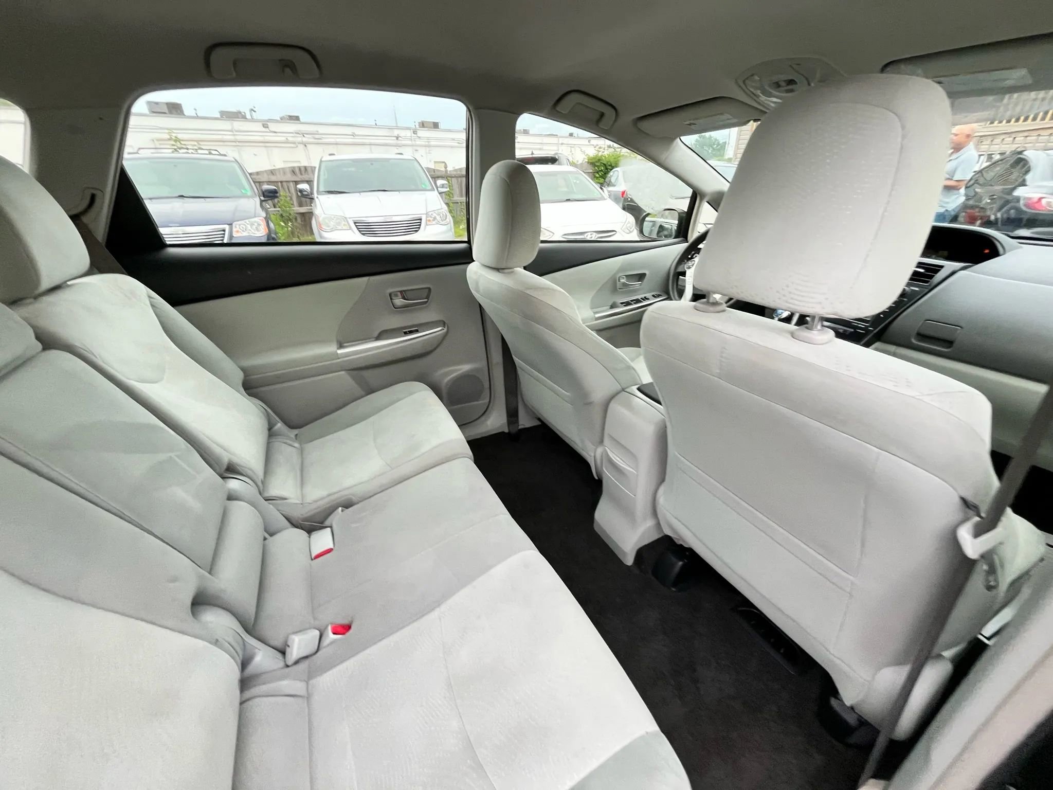 Used 2012 Toyota Prius V Three image 27