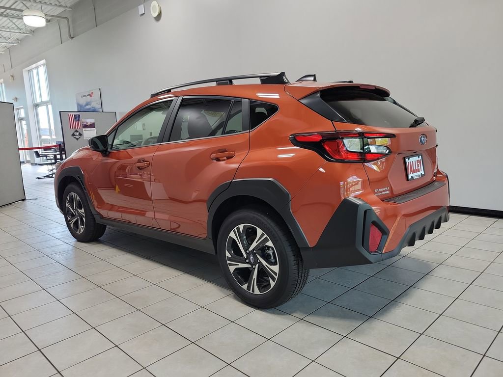 Used 2025 Subaru Crosstrek 2.0i Premium AWD/4WD image 8