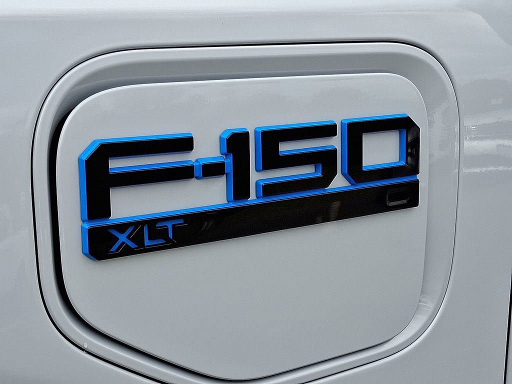 New 2025 Ford F150 Lightning XLT w/ Max Trailer Tow Package image 19