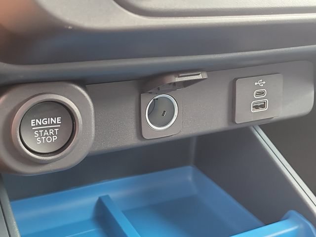 New 2026 Ford Maverick XLT FWD image 25