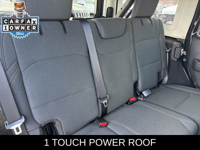 Used 2025 Jeep Wrangler Sport S image 29