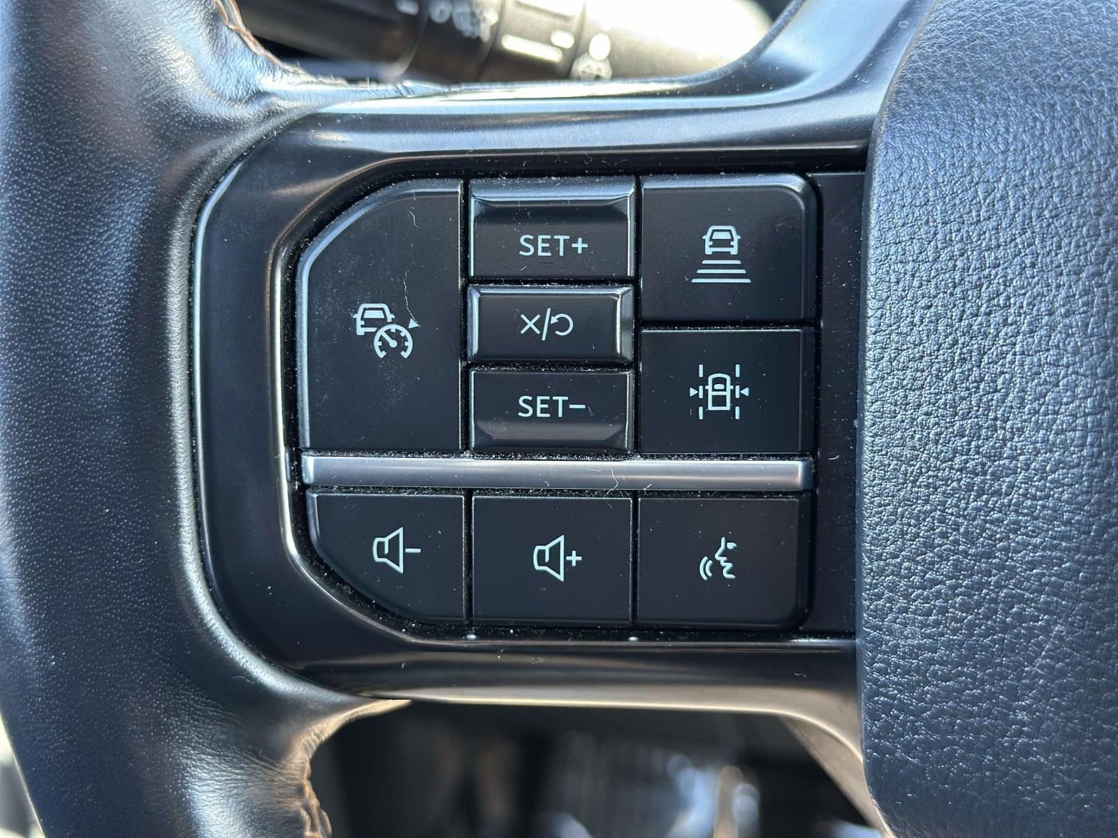 Used 2022 Ford Expedition Max Platinum AWD/4WD image 14