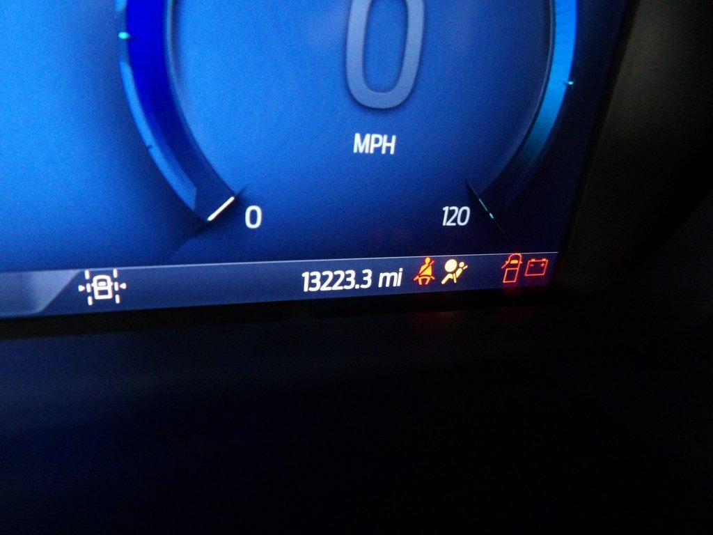 Used 2024 Ford F150 XLT w/ XLT Black Appearance Package image 15