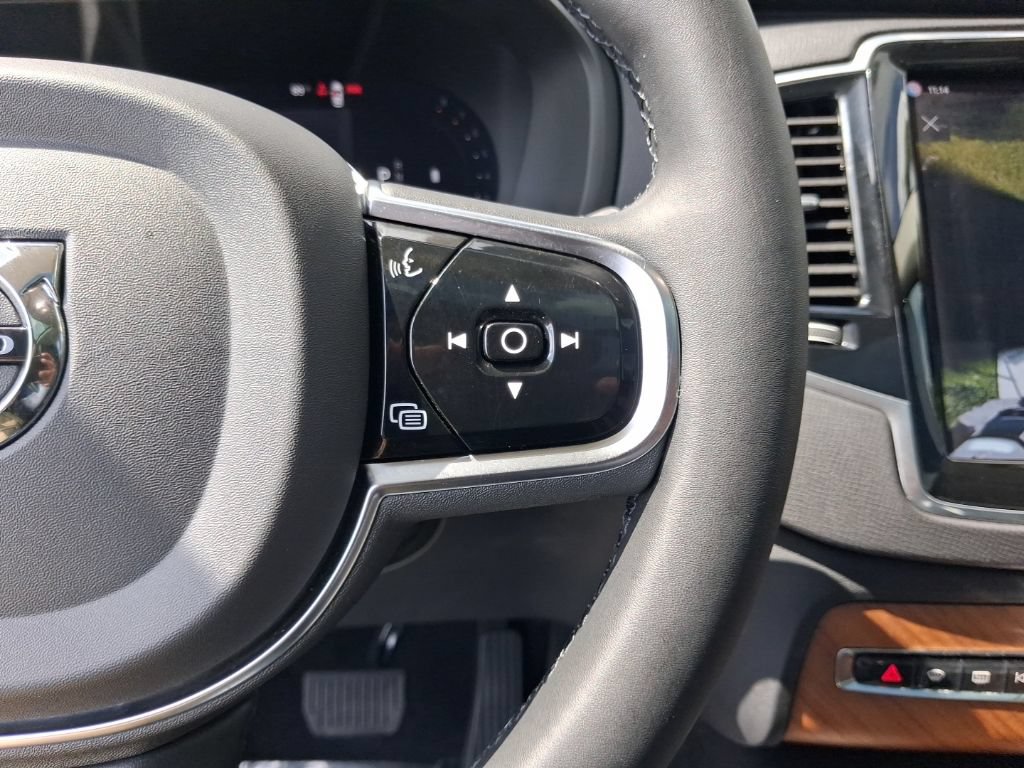 Certified 2023 Volvo XC90 B6 Plus AWD/4WD image 20