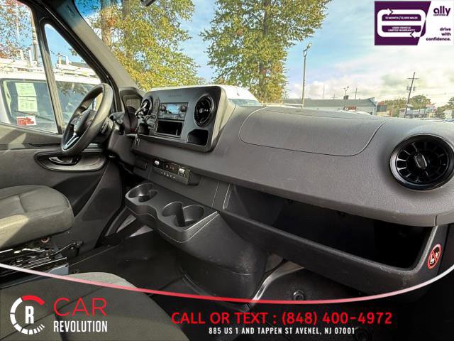 Used 2019 Mercedes-Benz Sprinter 170 image 28