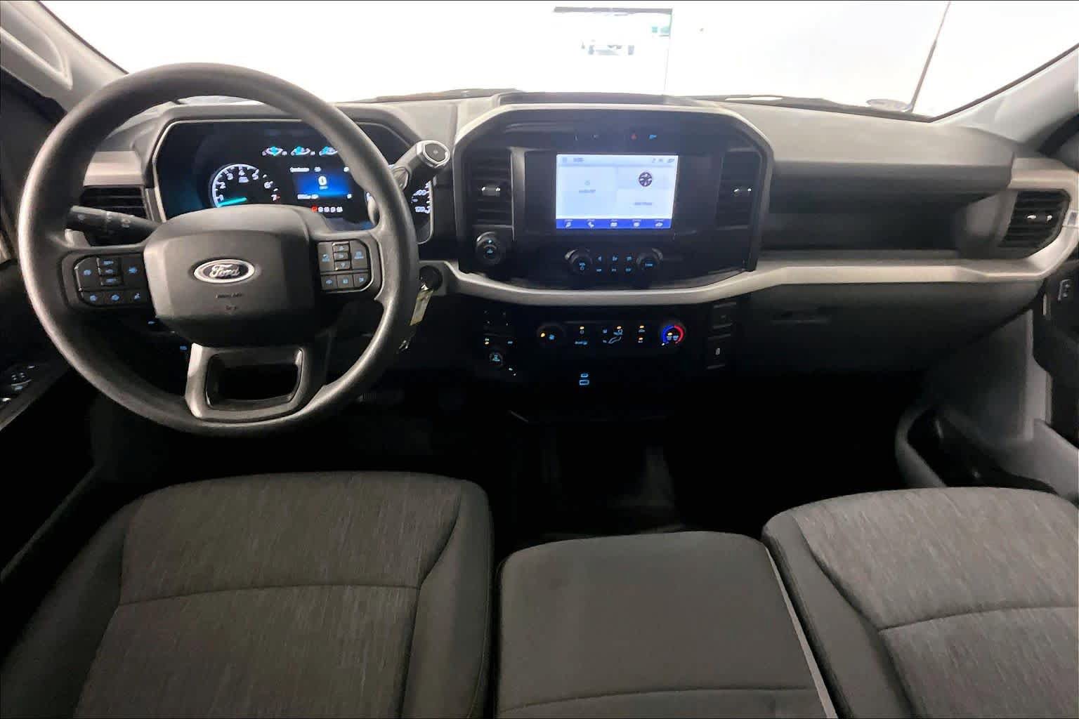 Used 2022 Ford F150 XL w/ Equipment Group 101A High AWD/4WD image 32