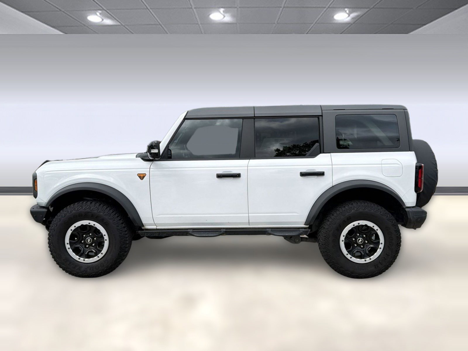 Used 2024 Ford Bronco Badlands AWD/4WD image 2