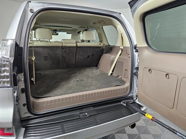 Used 2018 Lexus GX 460 Premium w/ Premium Package AWD/4WD image 17