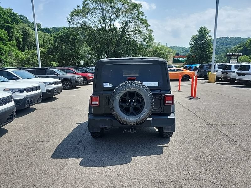 Used 2020 Jeep Wrangler Sport AWD/4WD image 7