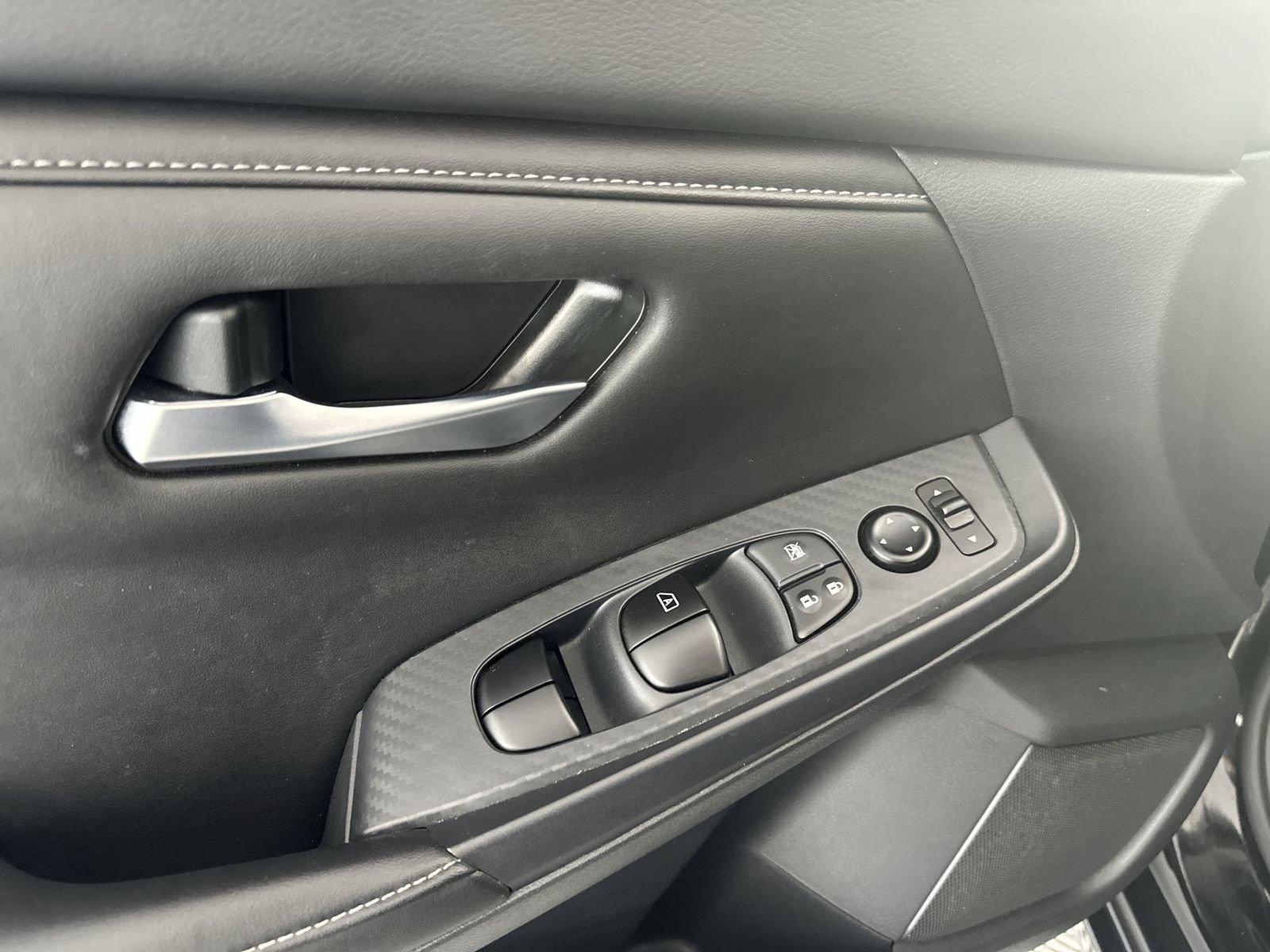 Certified 2024 Nissan Sentra SV FWD image 13