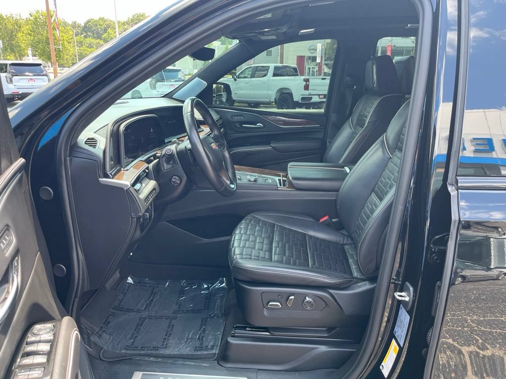 Used 2023 Cadillac Escalade Sport Platinum AWD/4WD image 53