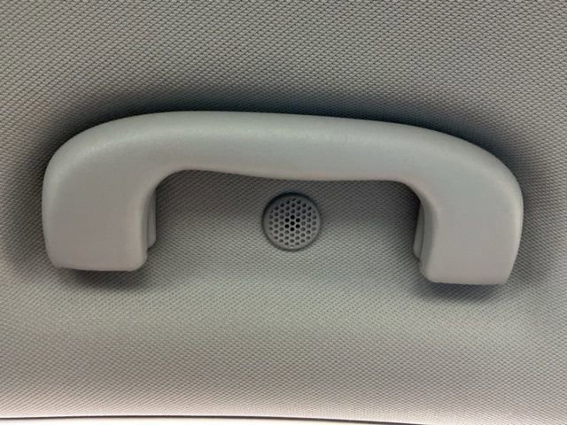 Used 2020 Chevrolet Equinox LS image 14