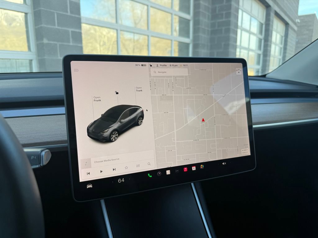 Used 2020 Tesla Model Y Long Range image 36