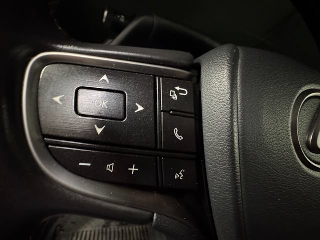 Used 2019 Lexus ES 300h w/ Accessory Package FWD image 18