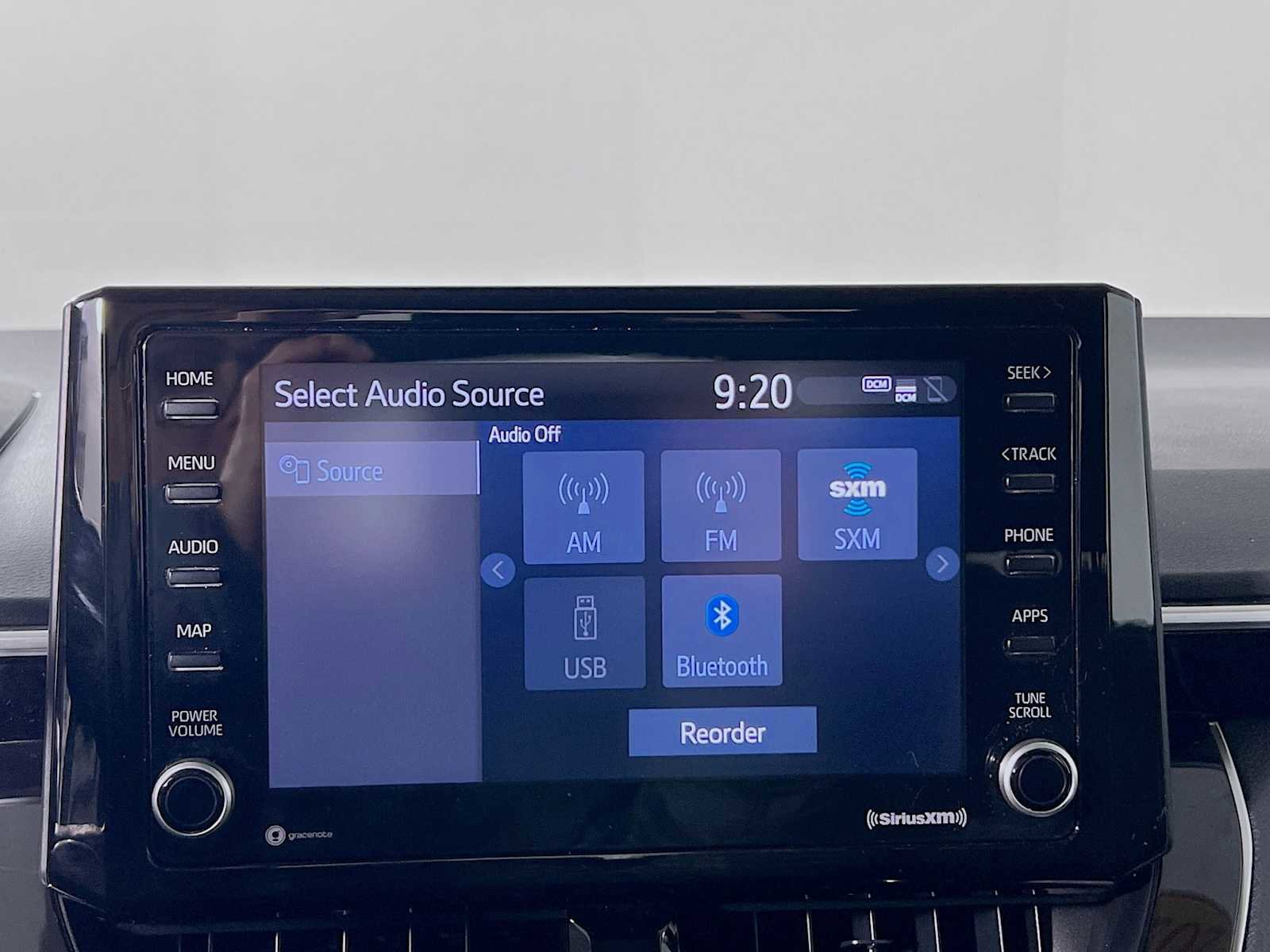 Used 2022 Toyota Corolla LE image 14