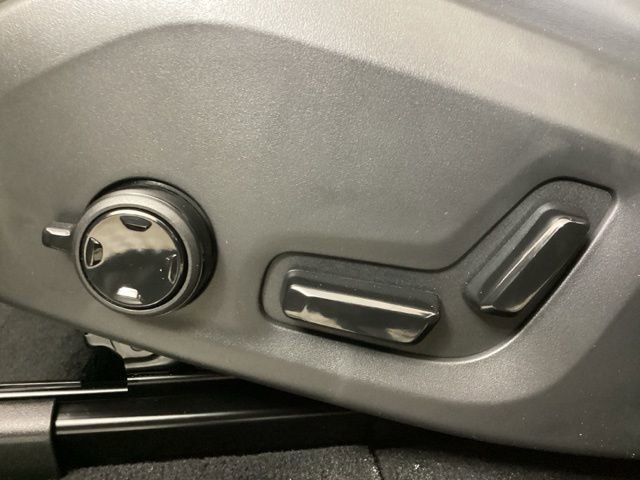 New 2026 Volvo XC90 B6 Ultra w/ Protection Package image 14