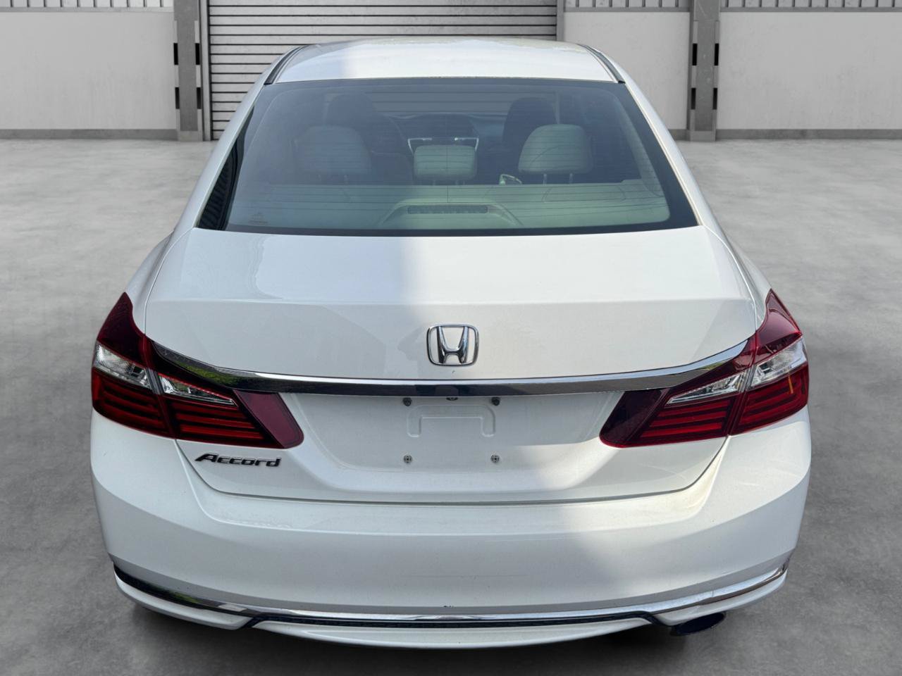 Used 2017 Honda Accord LX image 34