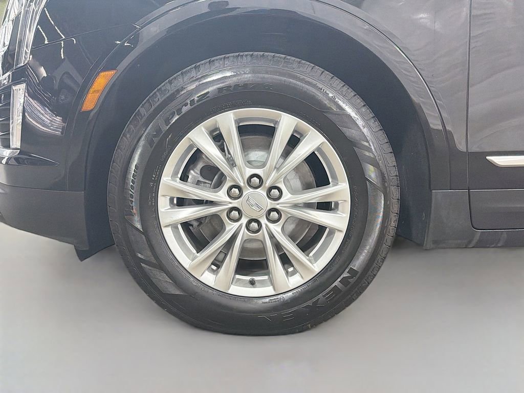 Used 2021 Cadillac XT5 Luxury w/ LPO, Floor Liner Package AWD/4WD image 32