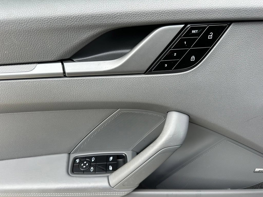 Certified 2021 Porsche 911 Carrera RWD image 17