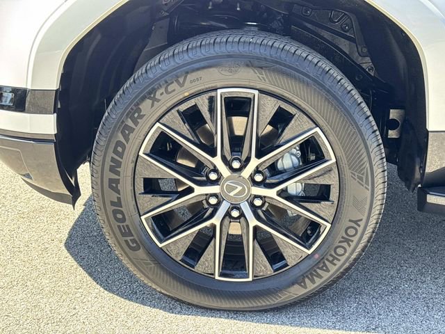 Used 2026 Lexus GX 550 w/ Accessory Package (2T) image 9