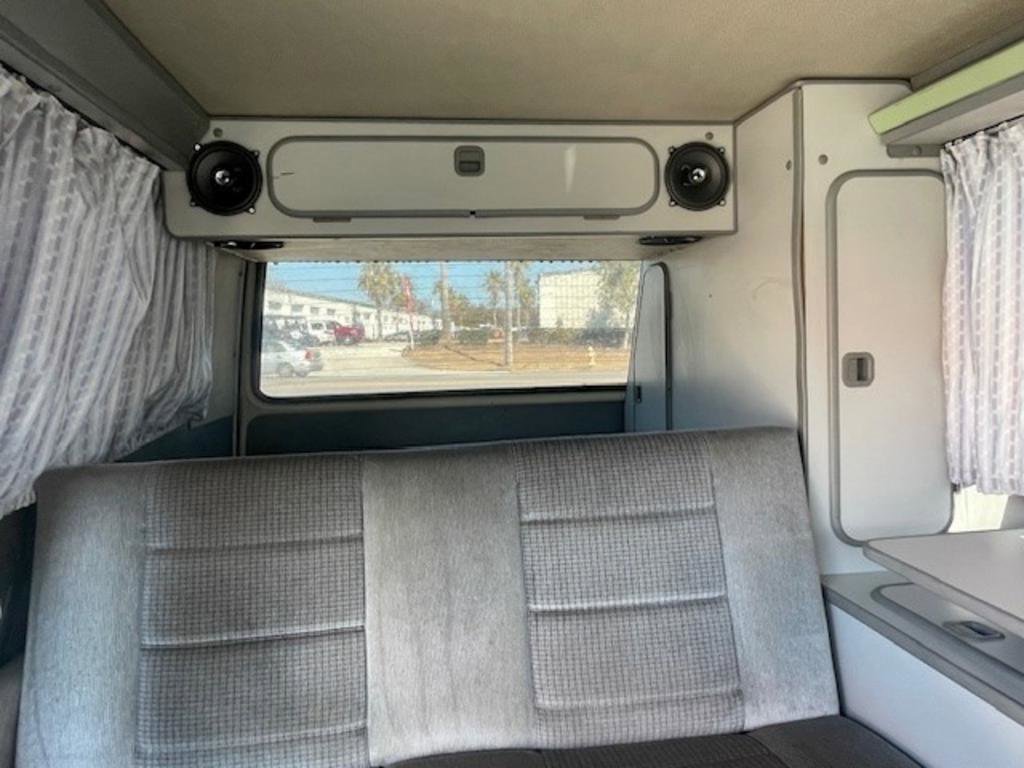 Used 1987 Volkswagen Vanagon GL image 16