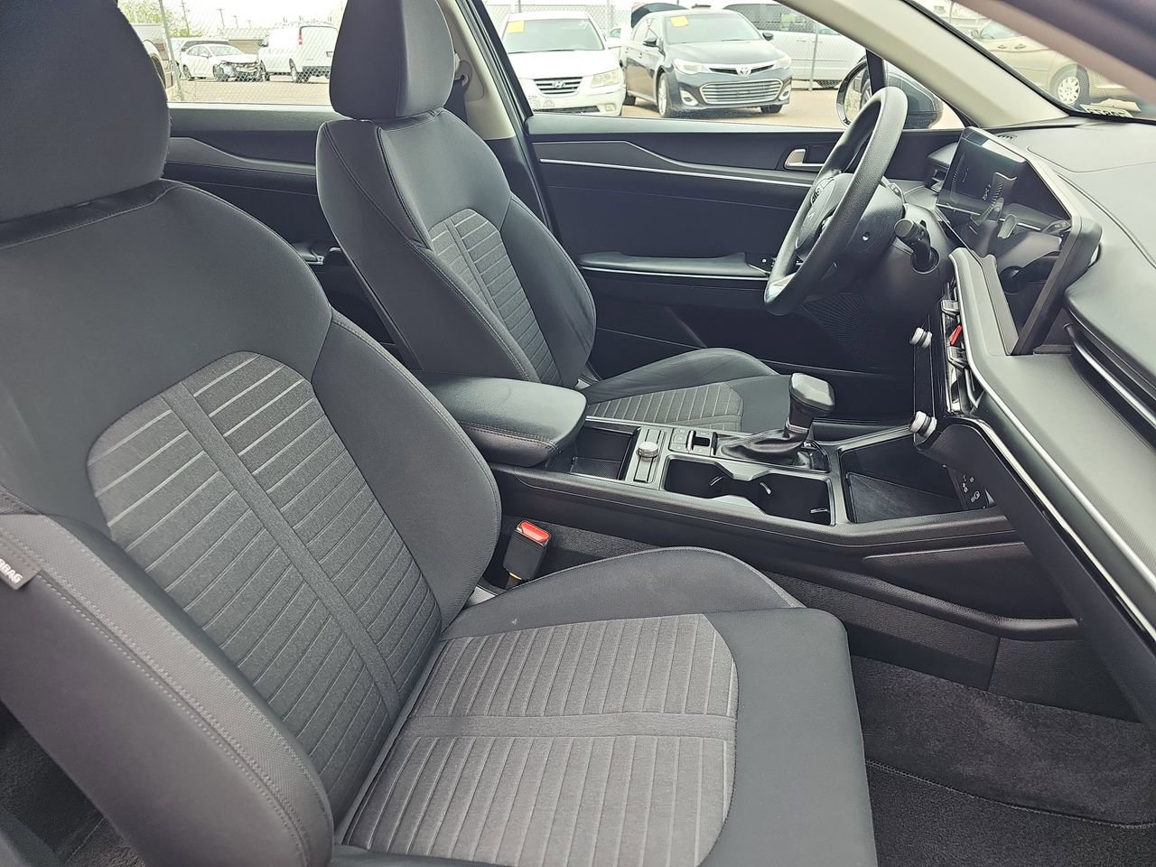Used 2025 Kia K5 LXS FWD image 10